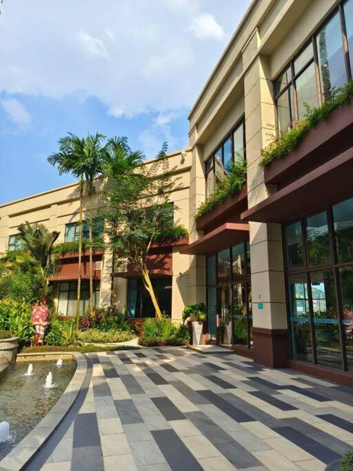 Park Tampoi Larkin 2 Bedroom -new Bear Bricks Style