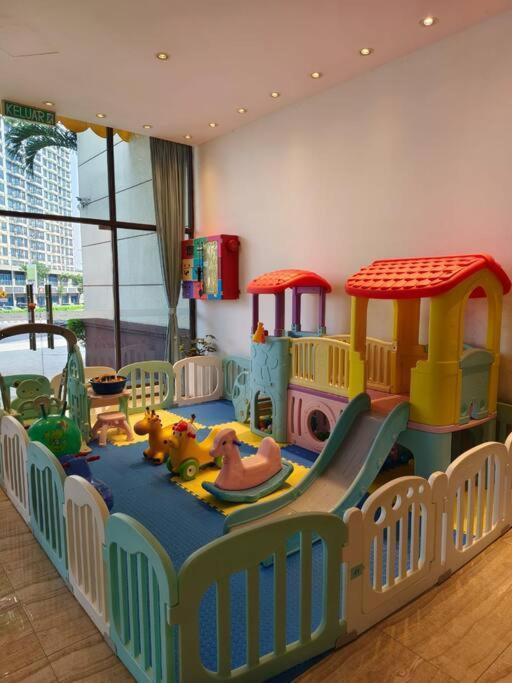 Apartment Park Tampoi Larkin 2 Bedroom -new Bear Bricks Style