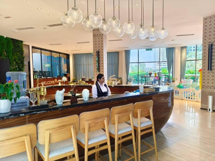 Apartment Park Tampoi Larkin 2 Bedroom -new Bear Bricks Style *
